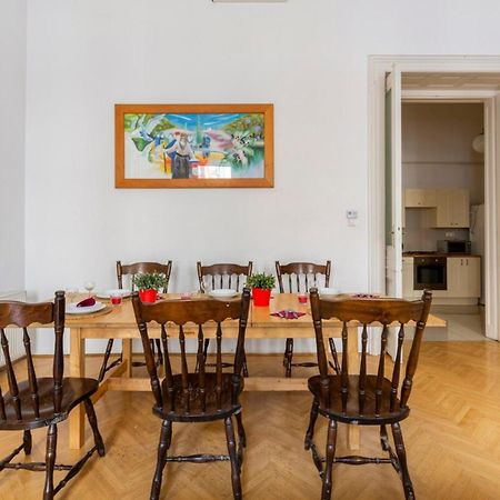Bourgeois Elegance In The Heart Of Budapeste Exterior foto